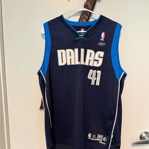 Reebok Dallas Basketball Jersey - Navy and White DIRK NOWITZKI